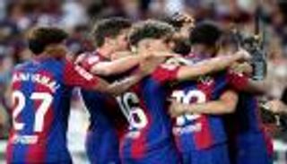 عرض سعودي مغرٍ لقائد برشلونة