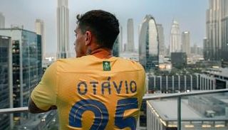 أوتافيو بقميص النصر