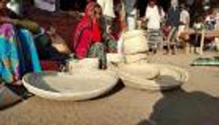 حرب الحوثي تطال الحرف اليدوية.. يمنيون يصارعون من أجل مهنة الأجداد