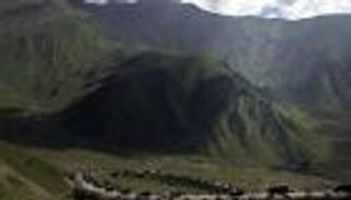 روسيا وجبهة جورجيا.. هل يهز حديث الحرب التوازن الهش؟