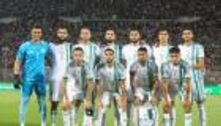 بن عيادة آخرهم.. لماذا يعود نجوم الجزائر إلى الدوري المحلي؟