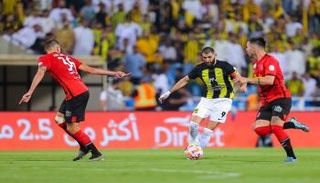 من فوز الاتحاد على الرياض