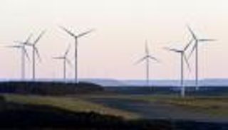 طاقة الرياح من قوارب النيل إلى مزارع الصين العملاقة.. رحلة لأعماق التاريخ