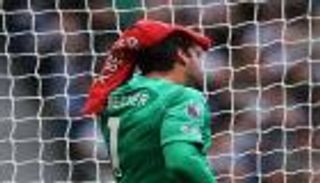 أليسون بطل تصدي الموسم في الدوري الإنجليزي (فيديو)