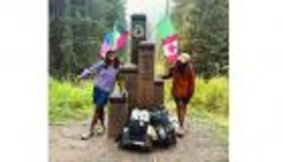 حبا في الطبيعة.. رحالتان سعودية وكويتية تسيران ألفي ميل على الأقدام