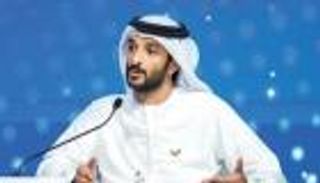 ابن طوق: تمكين المرأة في الإمارات يرتكز على الإيمان بأهمية دورها في تطوير المجتمع