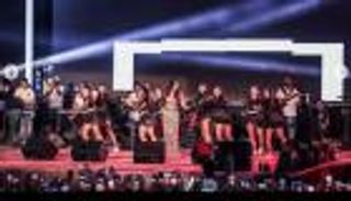 حفل هيفاء وهبي في كفر الشيخ.. رقص وإشادة بالجمهور (صور وفيديو)