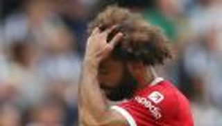 نادٍ سعودي يترقب فشل صفقة الاتحاد وصلاح