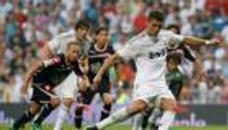 في مثل هذا اليوم.. كريستيانو رونالدو يطلق شرارة أهدافه التاريخية مع ريال مدريد