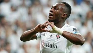 جاكسون موليكا مهاجم بشكتاش التركي