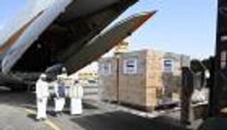 طائرة مساعدات إماراتية تصل إلى أمدجراس التشادية (صور)