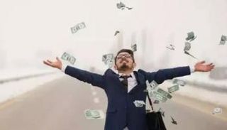يجب أن تكون النفقات أقل من الإيرادات