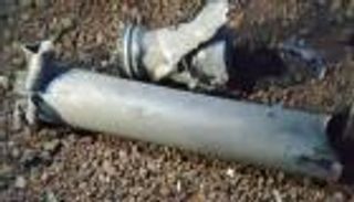 مليشيات الحوثي تقصف بالكاتيوشا 4 مخيمات للنازحين بمأرب