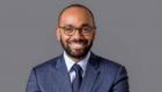 نورالدين بونغو.. "وريث حُكم" الغابون مع وقف التنفيذ