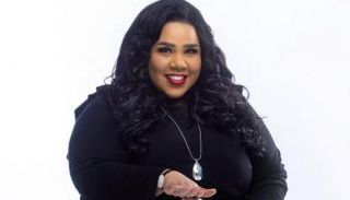 الفنانة شيماء سيف