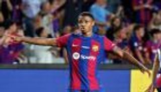 خطوة رسمية لقيد الجدد.. برشلونة يرسل أنسو فاتي للدوري الإنجليزي