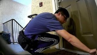 الطالب يحقن المادة السامة لجيرانه