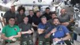 كلمة وداعية من سلطان النيادي قبل العودة إلى الأرض: "هذه ليست النهاية.. تابعونا"