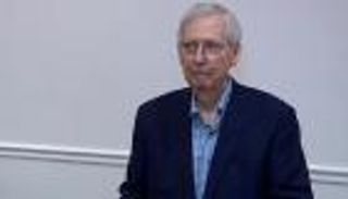 طبيب الكونغرس يكشف سر "تجمد" زعيم الجمهوريين