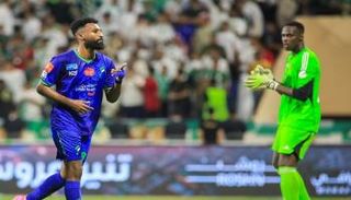 فراس البريكان بقميص الفتح ضد الأهلي