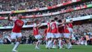 ثلاثية تاريخية.. 6 مشاهد من فوز أرسنال المثير على مانشستر يونايتد