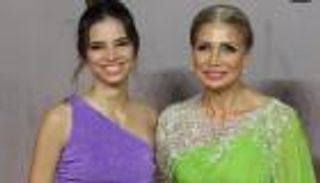 سوسن بدر تنشر صورة جديدة لحفيدتها: "أنا وملك روحي"