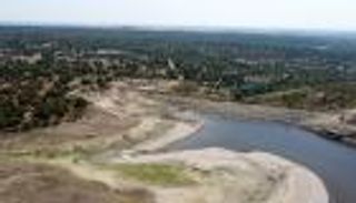 الجفاف يكشف قاع بحيرة "كرم الدين" في تركيا.. المياه تبخرت