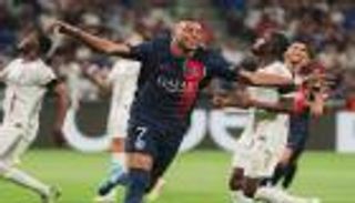 40 دقيقة تكفي.. مبابي يشعل صراعه مع مصطفى محمد (فيديو)