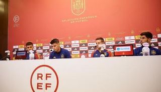 قادة منتخب إسبانيا