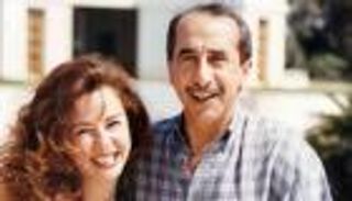 الفنانة الكبيرة نجلاء فتحي تتعرض للسرقة