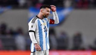 ليونيل ميسي قائد منتخب الأرجنتين