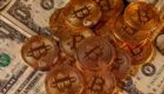 أسعار العملات الرقمية اليوم.. بيتكوين تخترق حاجز 26 ألف دولار
