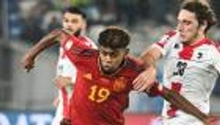 رغم الظهور التاريخي مع إسبانيا.. باب المغرب مفتوح أمام لامين يامال