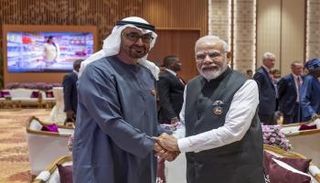 جانب من لقاء الشيخ محمد بن زايد آل نهيان وناريندرا مودي
