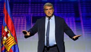 خوان لابورتا رئيس برشلونة