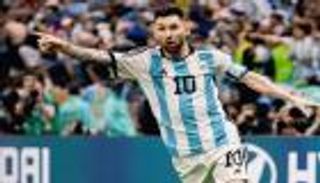 ساعات حاسمة.. ليونيل ميسي يُثير الغموض في منتخب الأرجنتين