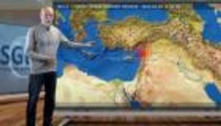 "زلازل جديدة وتسونامي".. العالم الهولندي يتوقع بالمكان والزمان