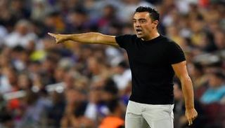 تشافي هيرنانديز مدرب برشلونة الإسباني