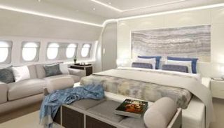 غرفة نوم في إحدى الطائرات لعشاق الرفاهية