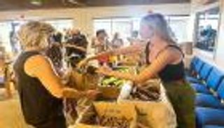 بعيدا عن السياسة.. إيفانكا ترامب في لمسة إنسانية محفوفة بـ"السرية" (صور)