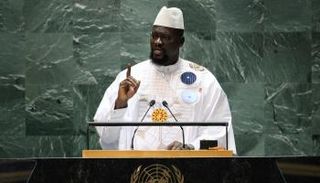 مامادي دومبويا القائد العسكري لغينيا