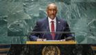 البرهان "يفضل" حلا سلميا في السودان وجولاته استهدفت "المرتزقة" 