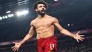 "يشبه بروس لي".. إشادة استثنائية بـ"الشاب" محمد صلاح