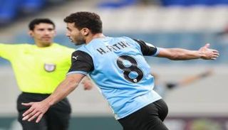 حمدي فتحي يحتفل بأول أهدافه مع الوكرة