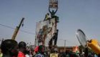 انسحاب فرنسا من النيجر.. الفاتورة والمستقبل