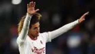 قرار عاجل من مانشستر يونايتد بشأن مستقبل حنبعل المجبري