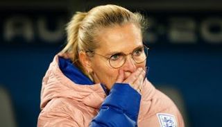سارينا فيغمان مدربة منتخب إنجلترا للسيدات