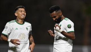 الأهلي ضد العين