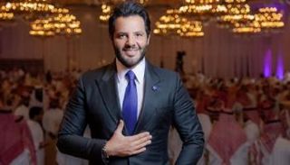 الإعلامي اللبناني نيشان