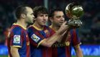 ظلم ميسي ومنافسة رونالدو.. إنييستا يستعيد الذكريات ويكشف سبب اختيار الإمارات